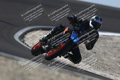 media/Nov-02-2025-Lets Ride (Sun) [[f7a3caa734]]/B Group/1220pm (Turn 2 Outside)/